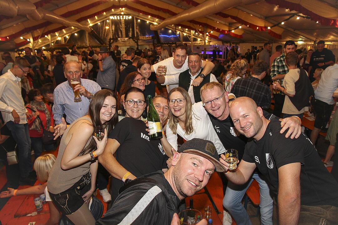 Impressionen von der erstklassigen Stimmung!