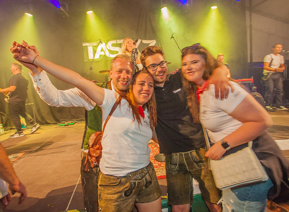 Ausgelassene Stimmung mit rocKing und Tasty 7.