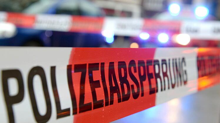 Bei einem bewaffneten Überfall auf eine Schule ist am Montag ein Amok-Alarm ausgelöst worden. Eine Mitarbeiterin wurde verletzt. Symbolfoto: Christopher Schulz