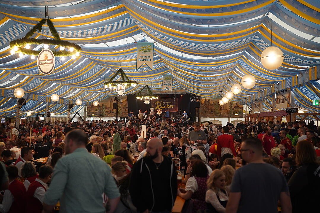 Das Nürnberger Frühlingsfest 2024 ist eröffnet.