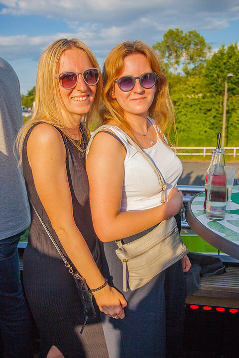 Bayern 3 Partyschiff in Fürth