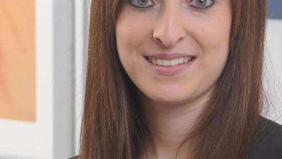 Laura Beuerlein, Wertpapierberaterin.