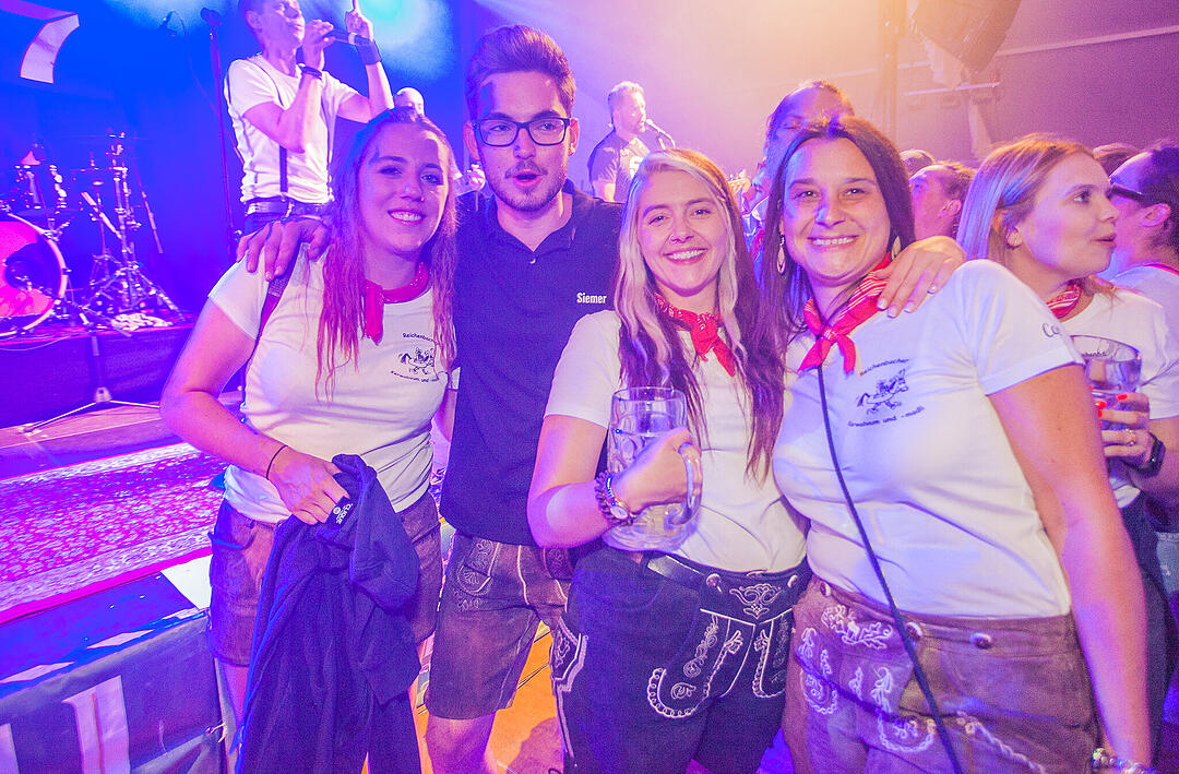 Ausgelassene Stimmung mit rocKing und Tasty 7.