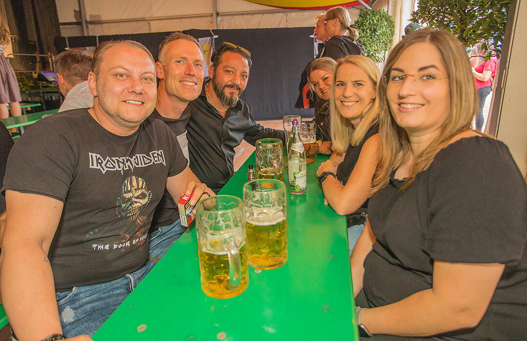 Am Samstagabend spielte die Band "Klostergold".