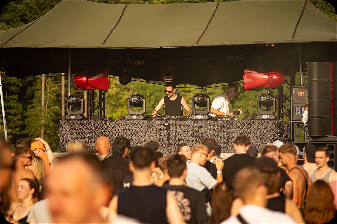 Techno, Trance und Hard Techno