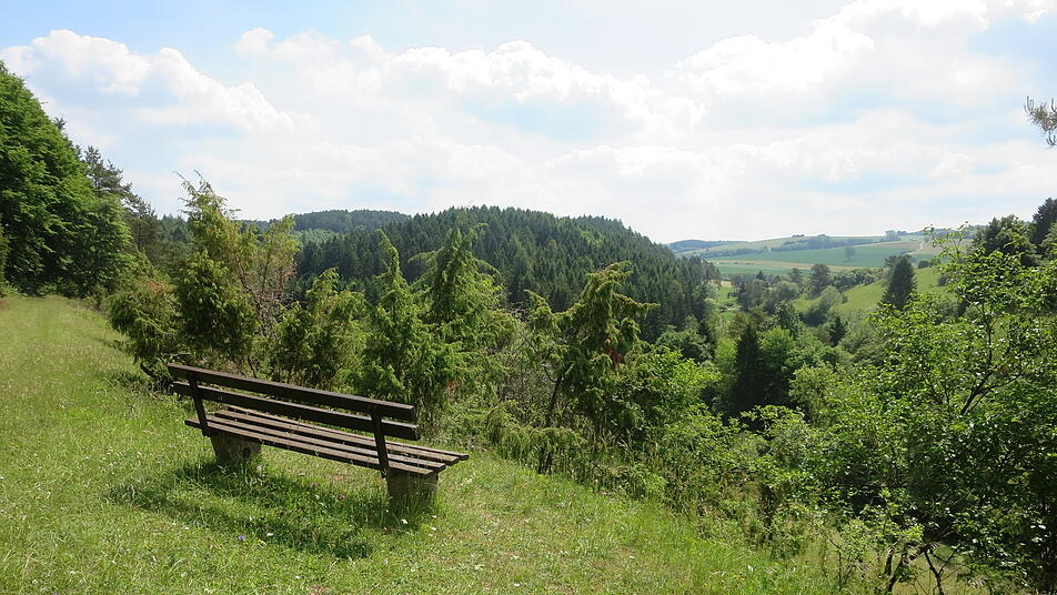 Wanderausflüge ins Prümer Land: Entdecke Schönecken und die Schönecker Schweiz