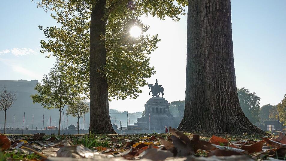 Das Deutsche Eck in Koblenz ist die wohl bekannteste Sehenswürdigkeit der Stadt.