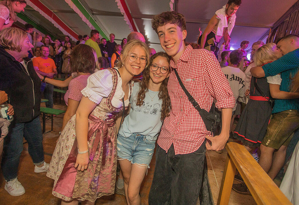 Die Cover- und Partyband "Tasty 7" spielten am Samstag.