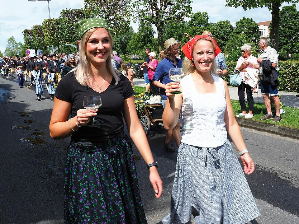 Großer historischer Festzug durch Bad Kissingen!