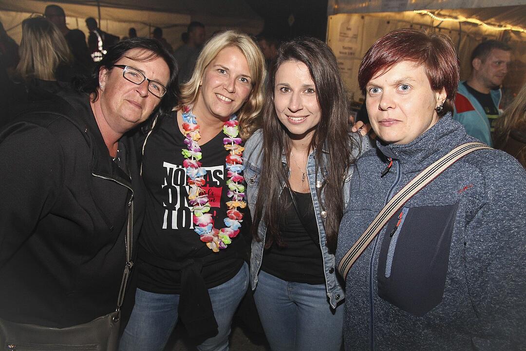 Party am Feuerwehrhaus mit DJ Timmy D.