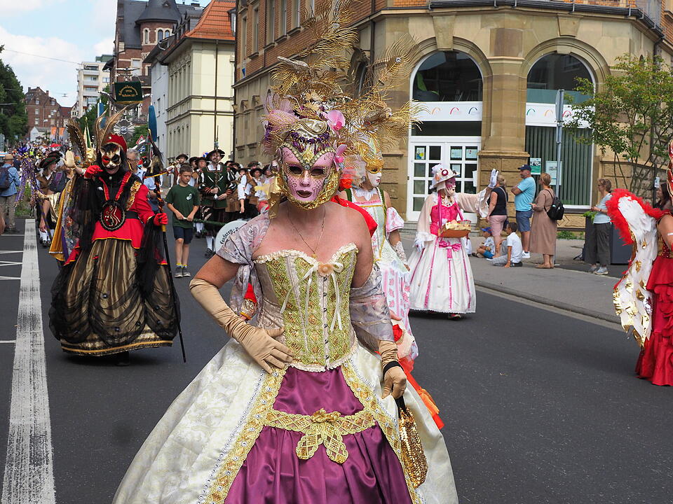 Großer historischer Festzug durch Bad Kissingen!