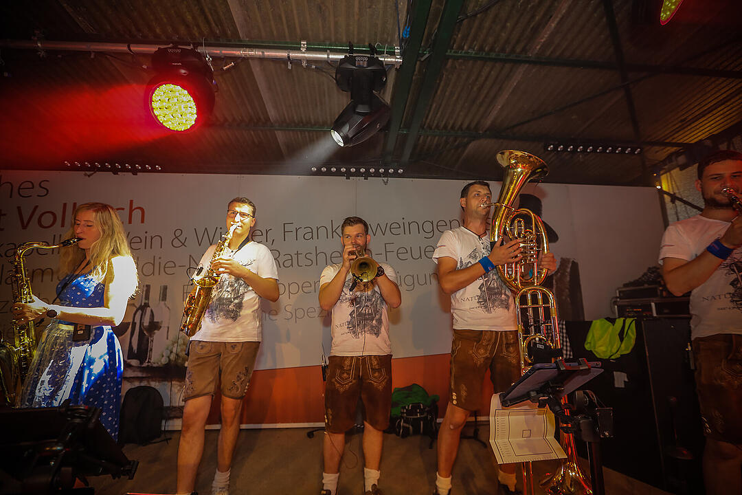 Impressionen vom größten Weinfest in Franken!