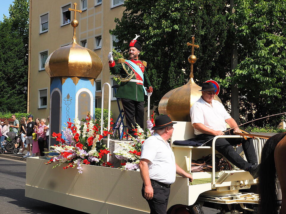 Großer historischer Festzug durch Bad Kissingen!