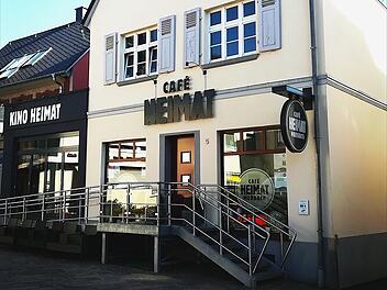 Café und Kino widmen sich den bekannten Hunsrücker HEIMAT-Filmen.
