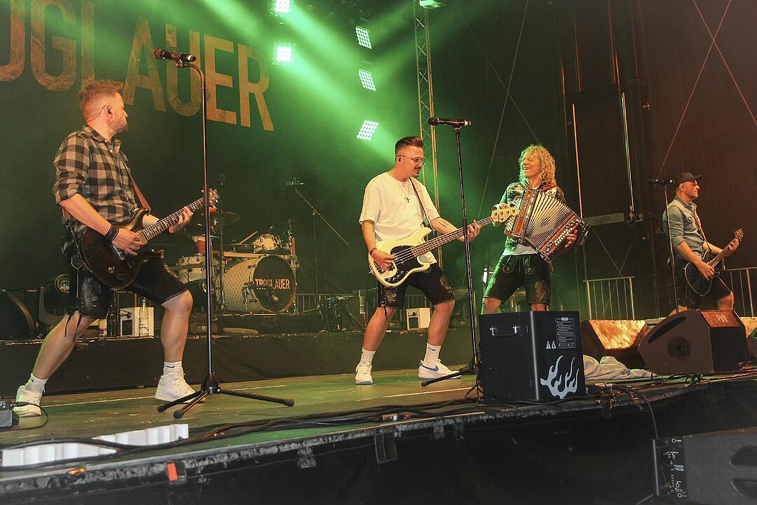 Troglauer - Heavy Volxmusic!