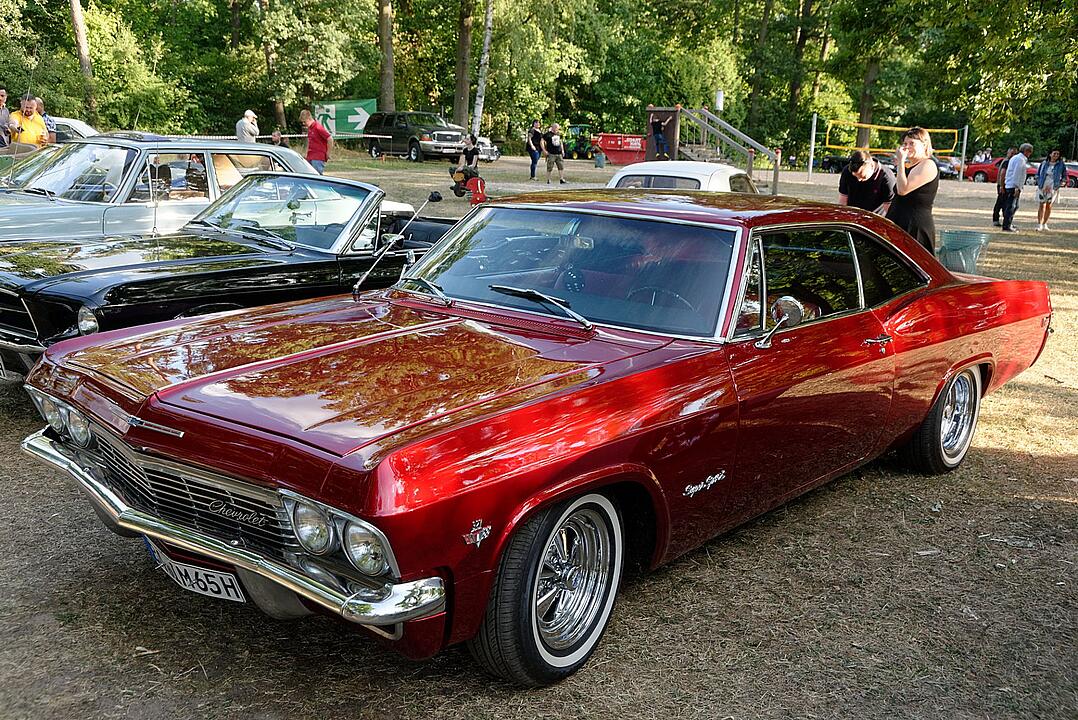 Oldtimer, Live Musik und vieles mehr!