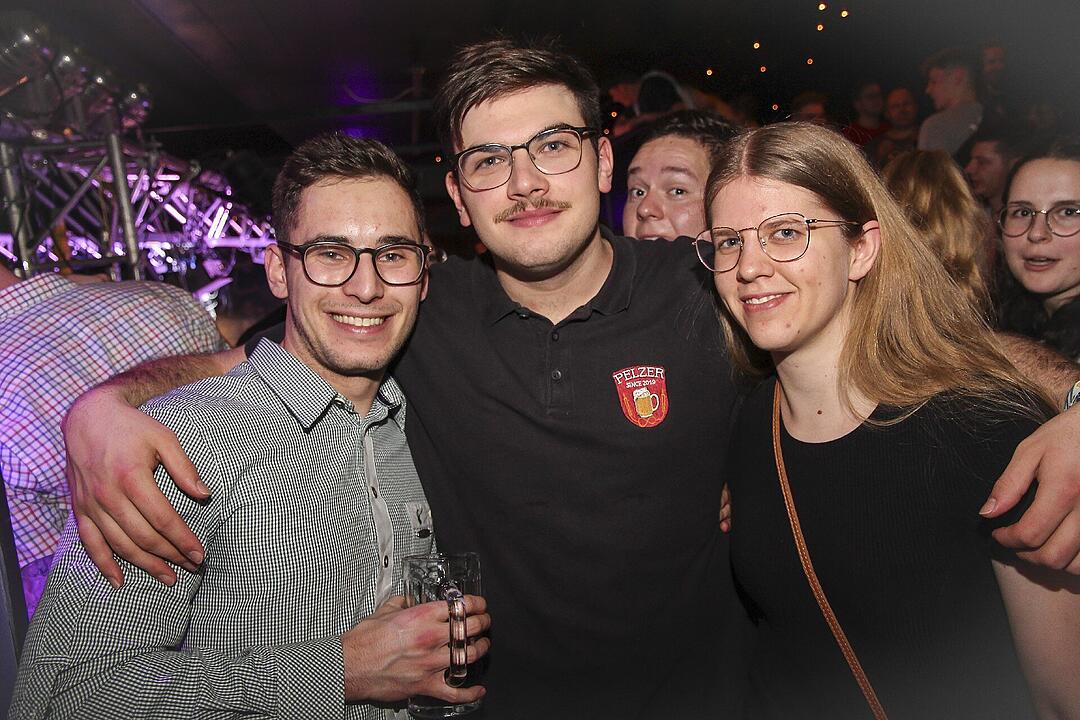 Klasse Party-Stimmung  am ersten Weihnachtsfeiertag