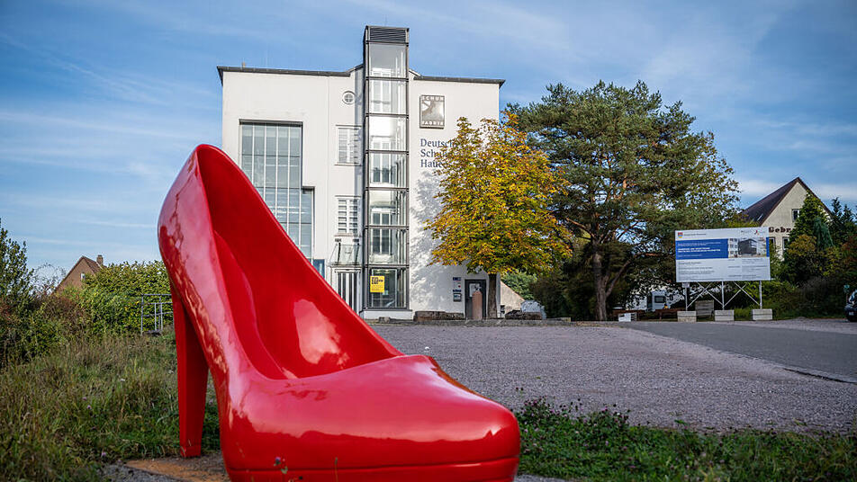 Das Deutsche Schuhmuseum Hauenstein beherbergt die größte private Schuhsammlung in Europa.