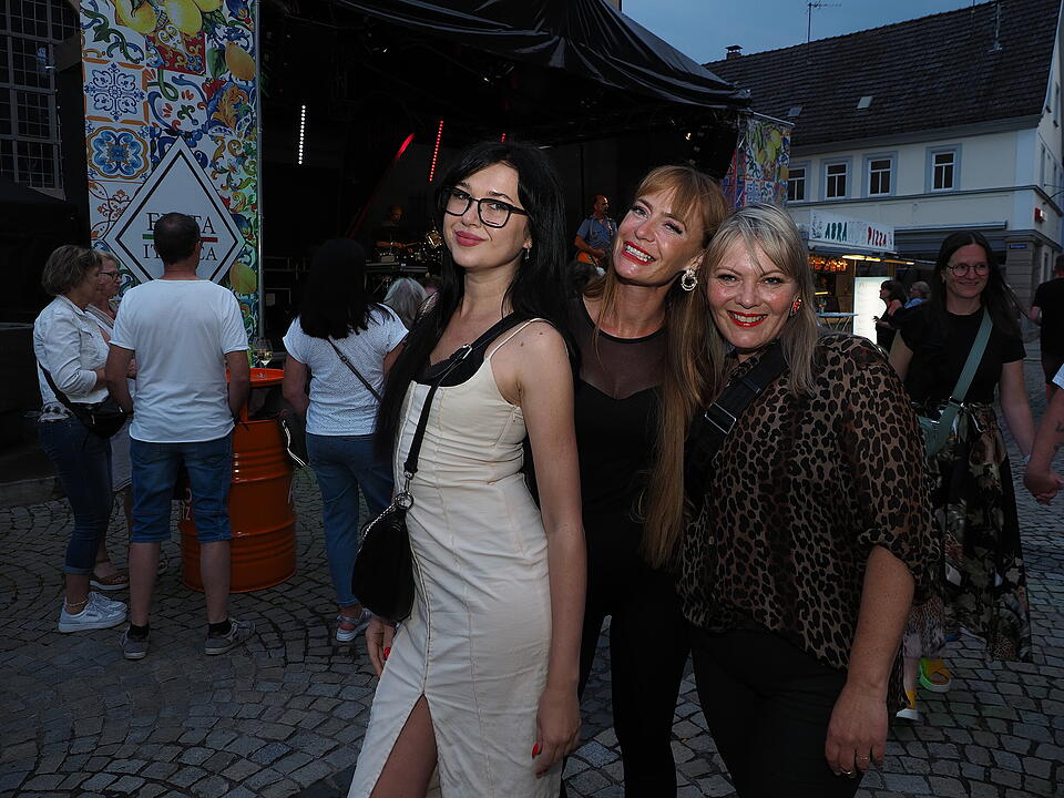 Aperitivo, Vino, Musica und mehr!