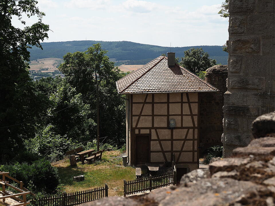 Die Lichtenburg ist eine Ruine auf dem Schloßberg.