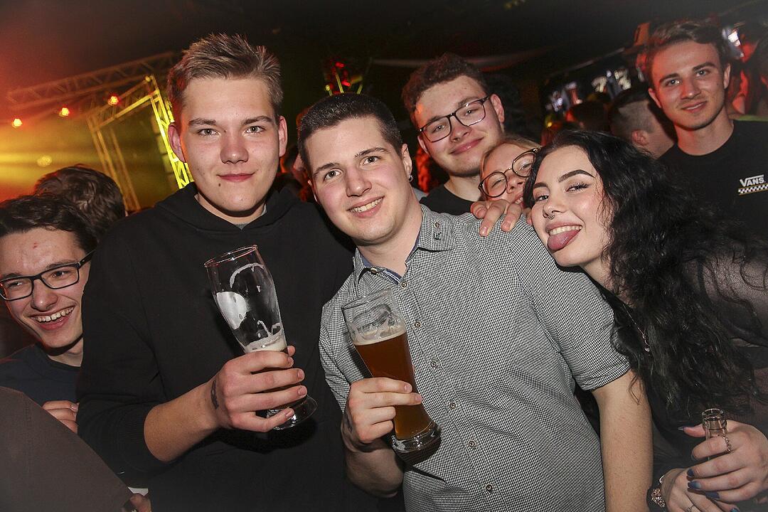 Heavy Volxmusic in Trockau