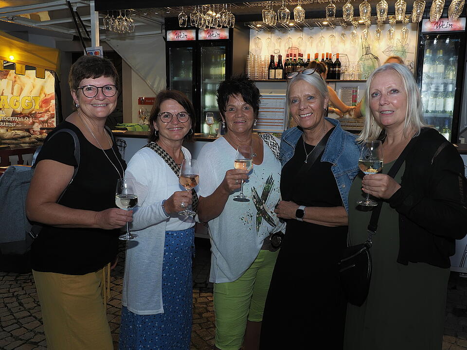 Aperitivo, Vino, Musica und mehr!