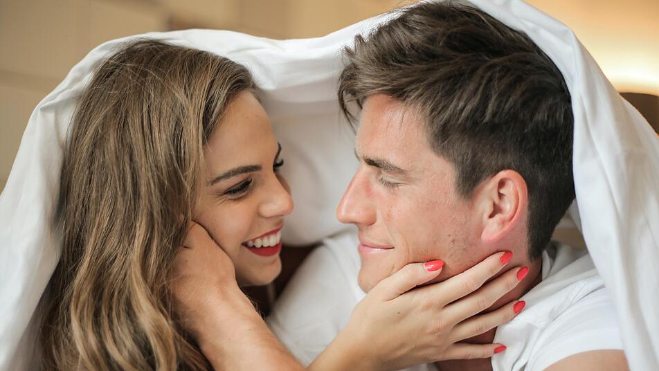 Mit diesen 15 Fragen schaffen Sie Intimität!