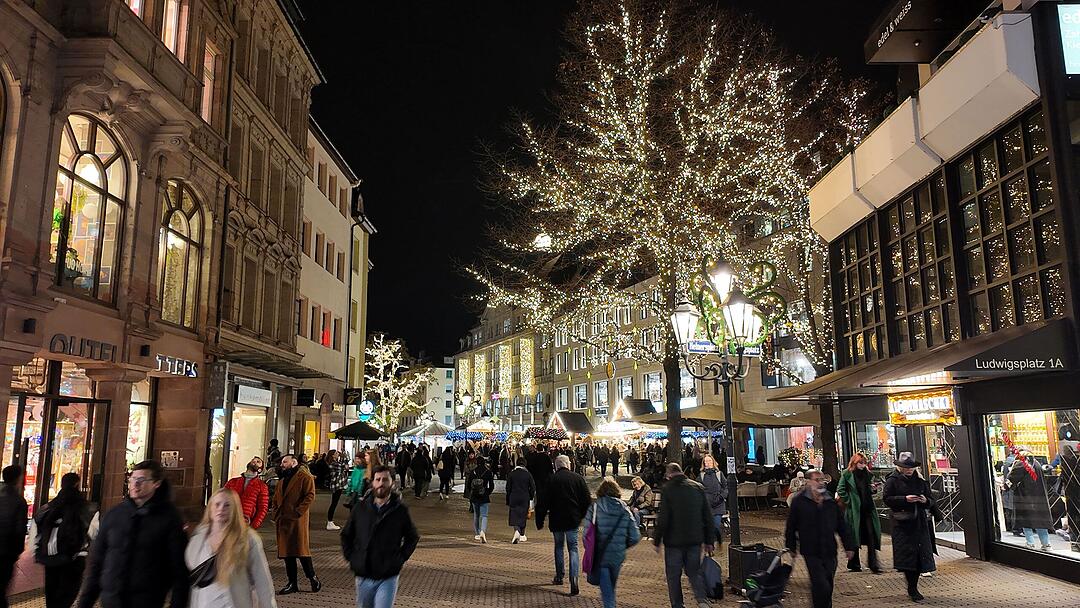 Nürnberg erstrahlt wieder in weihnachtlichem Glanz - die schönsten Bilder