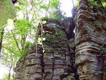 Teufelsschlucht in der Südeifel: Diese 5 Top-Wanderwege solltest du kennen