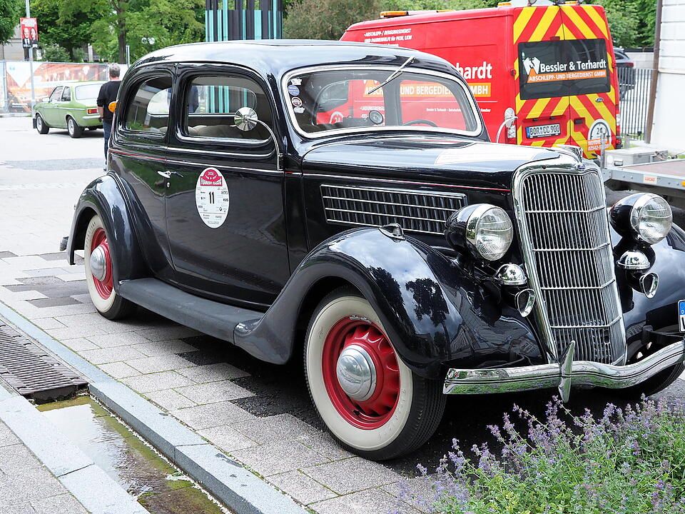 Motto: "Fahren wie Gott in Franken"