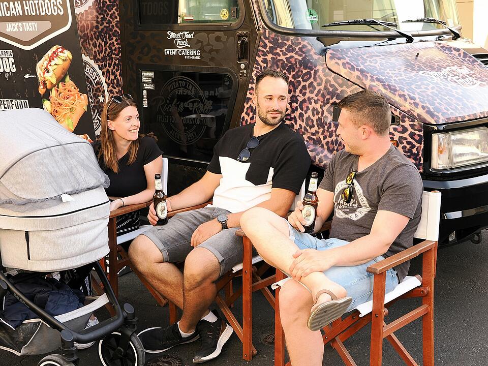 Burger, BBQ und Spezialitäten aus verschiedenen Ländern!