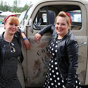 Oldtimer, US Cars, Traktoren und Motorräder.