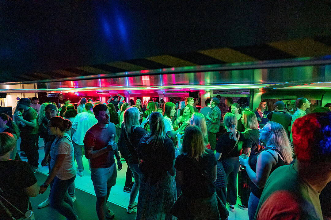 Auf drei Decks wurde richtig gefeiert!