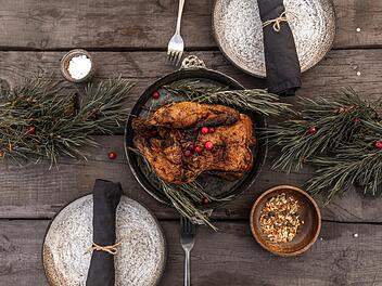 Leckeres Essen und festliche Menüs gehören zu Weihnachten einfach dazu.