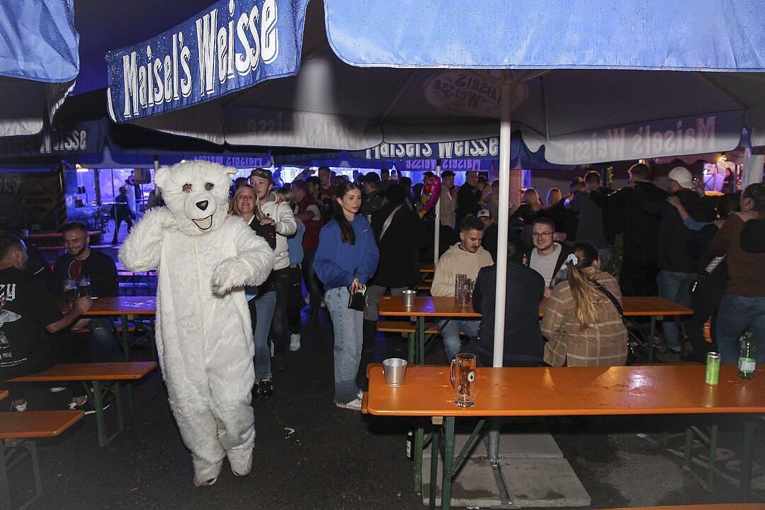 Das Bayreuther Volksfest bietet ein buntes Programm.