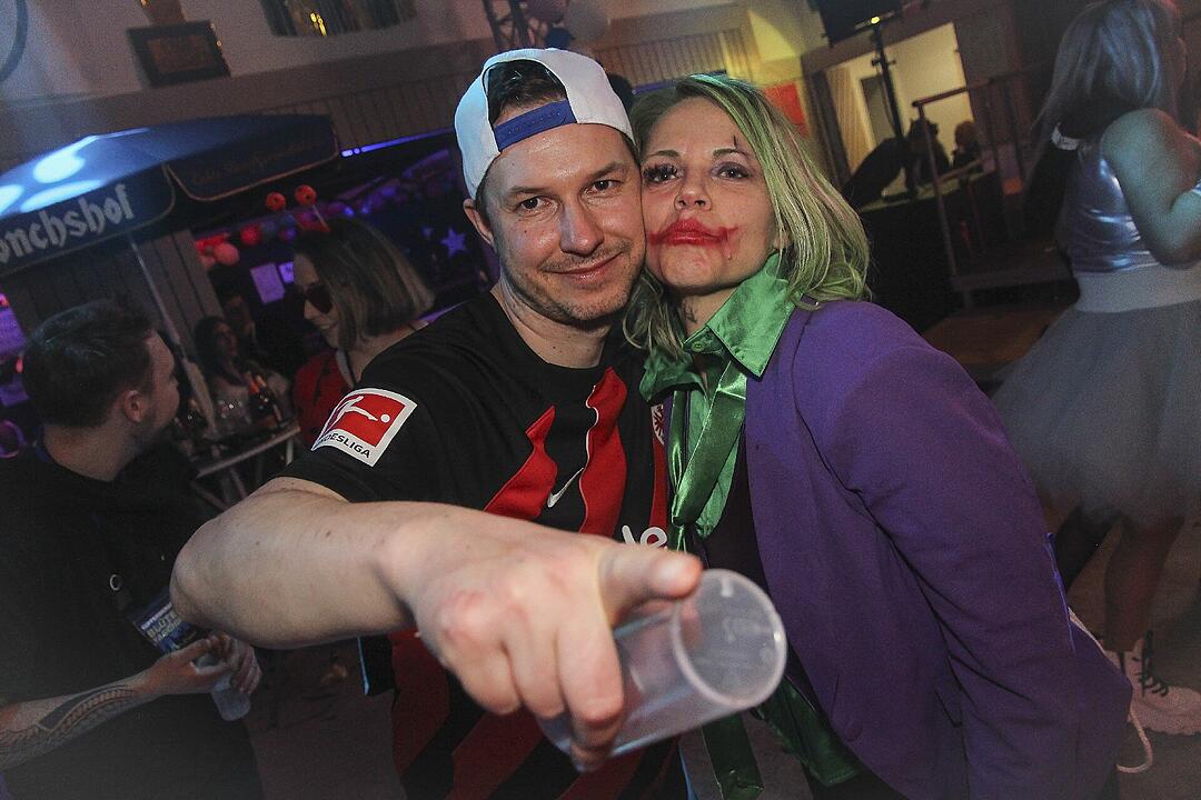Beste Stimmung beim Kupferberger Blütenfasching!
