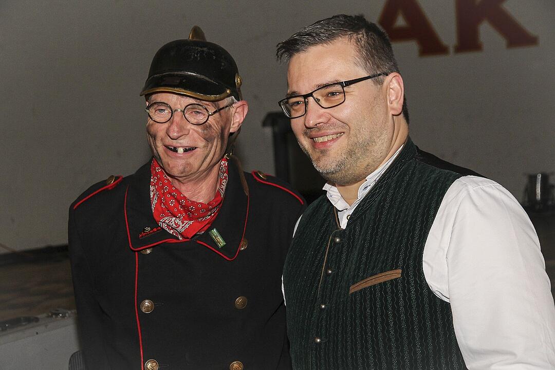 Mit der Altneihauser Feierwehrkapell'n