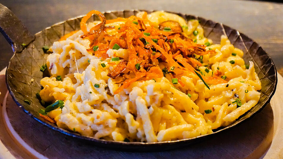 Als herzhaftes Gericht sind Käsespätzle sehr beliebt.