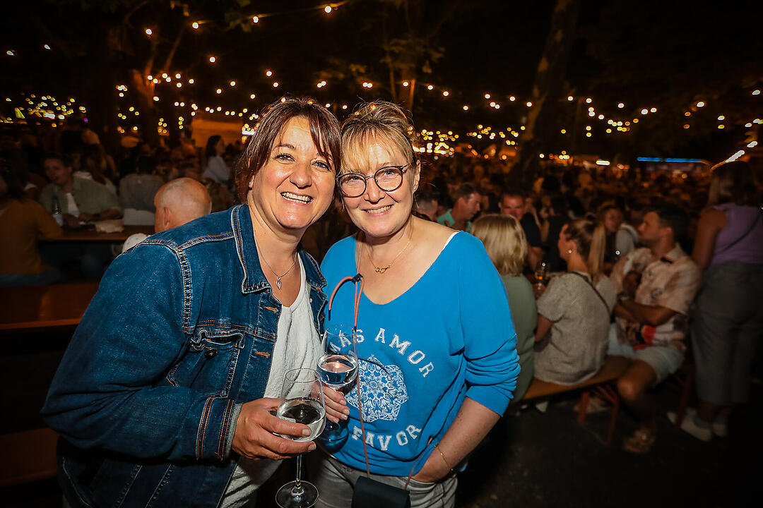 Impressionen vom größten Weinfest in Franken!