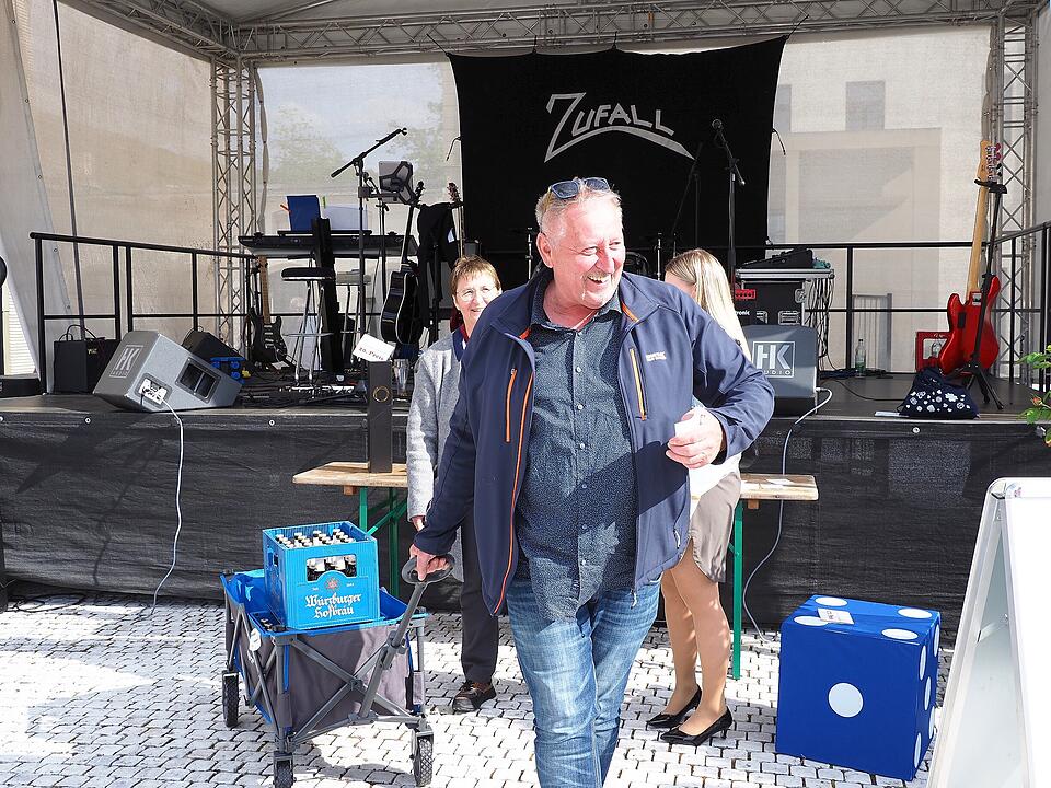 Viele Attraktionen für Groß und Klein, Live-Musik und kulinarische Highlights waren geboten.