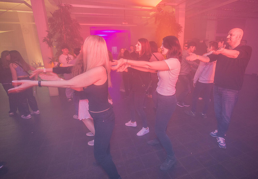 Nach dem einschlagenden Erfolg der ersten Kufa Club Night wurde ausgelassen die 2. Auflage gefeiert.