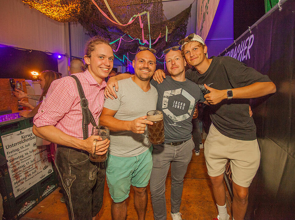Ausgelassene Stimmung mit rocKing und Tasty 7.