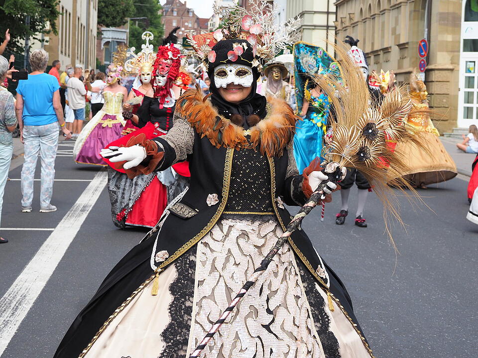 Großer historischer Festzug durch Bad Kissingen!