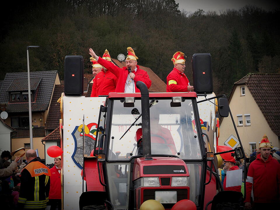Beste Faschingslaune in Aura/Saale