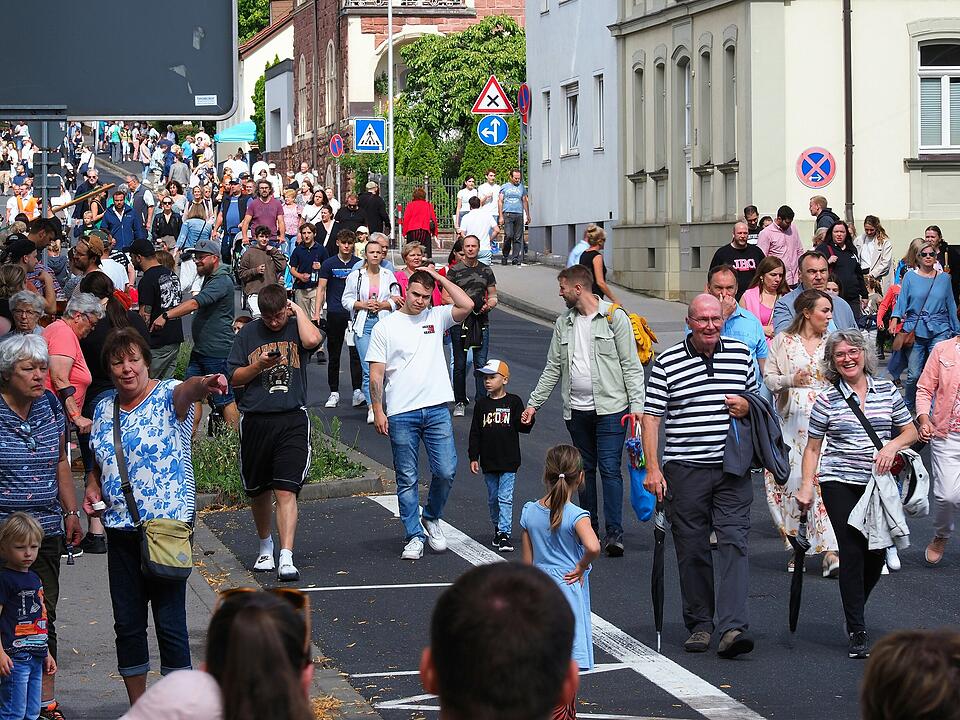 Großer historischer Festzug durch Bad Kissingen!