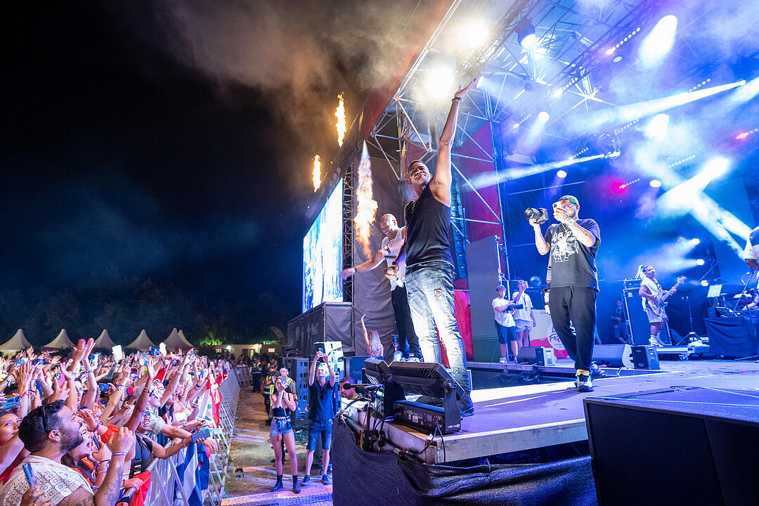 Mit vielen internationalen und nationalen Live-Acts!