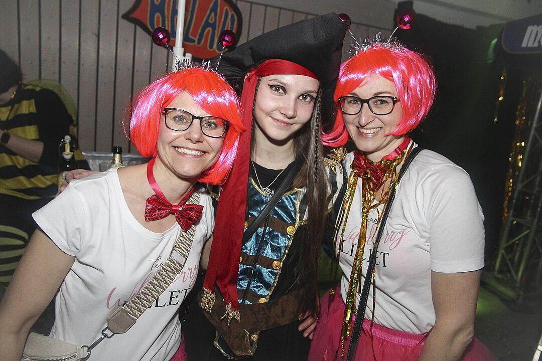 Beste Stimmung beim Kupferberger Blütenfasching!