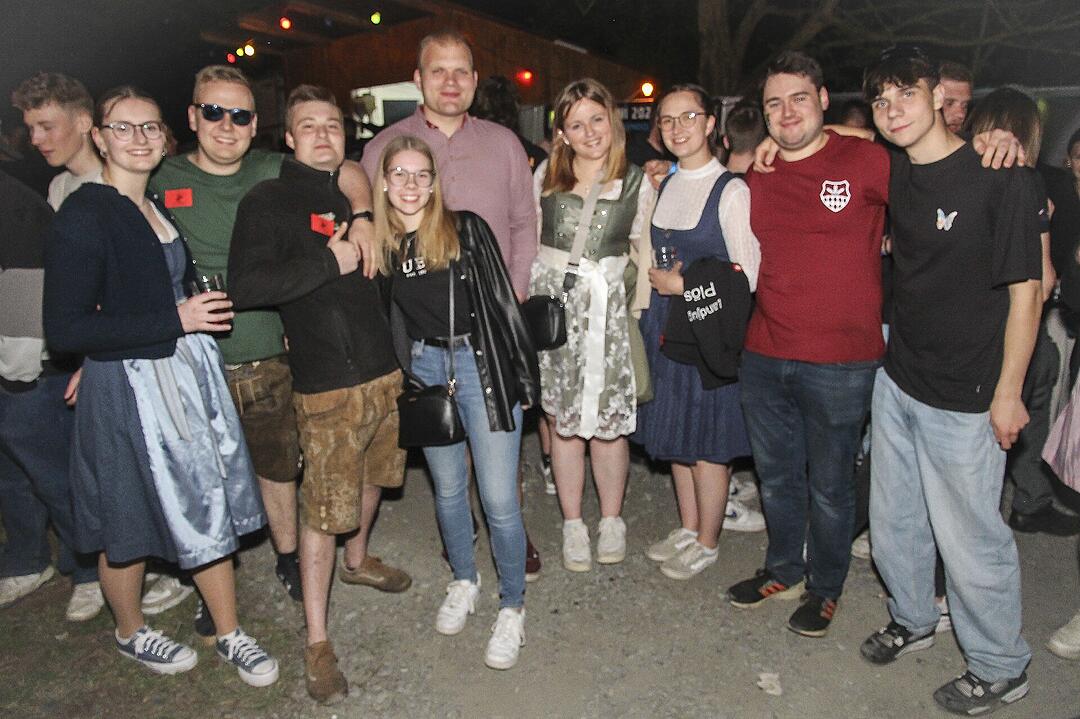 Mit der Partyband "Popnach8"!