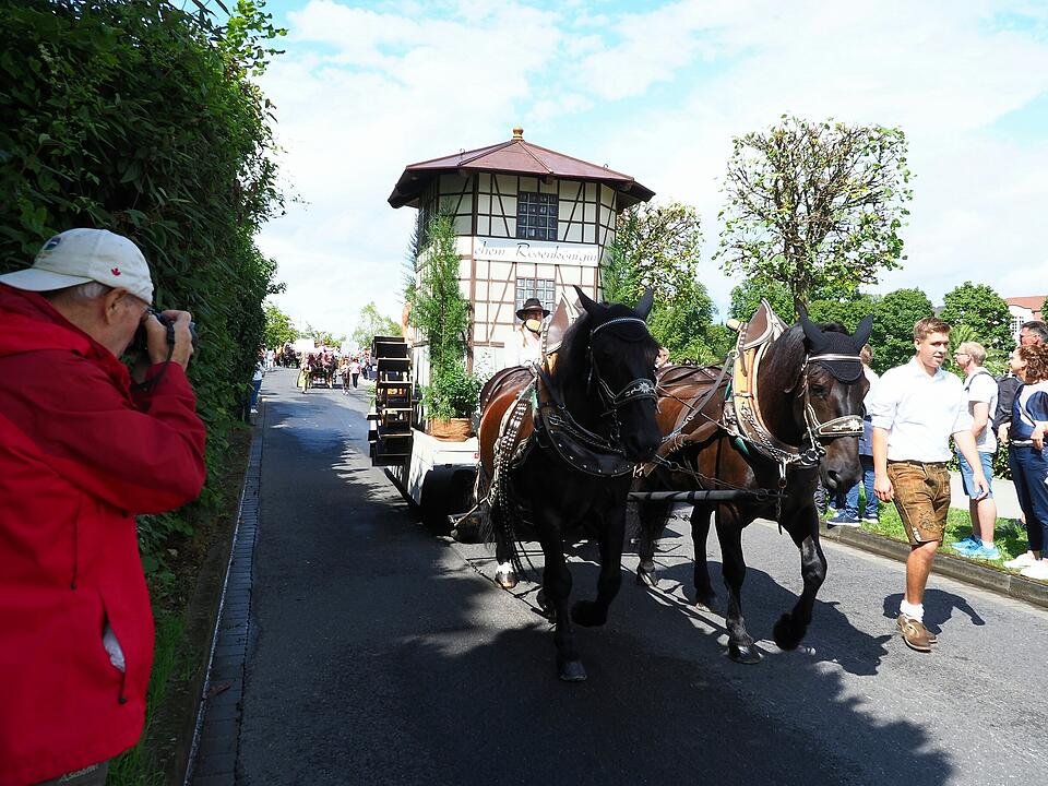 Großer historischer Festzug durch Bad Kissingen!