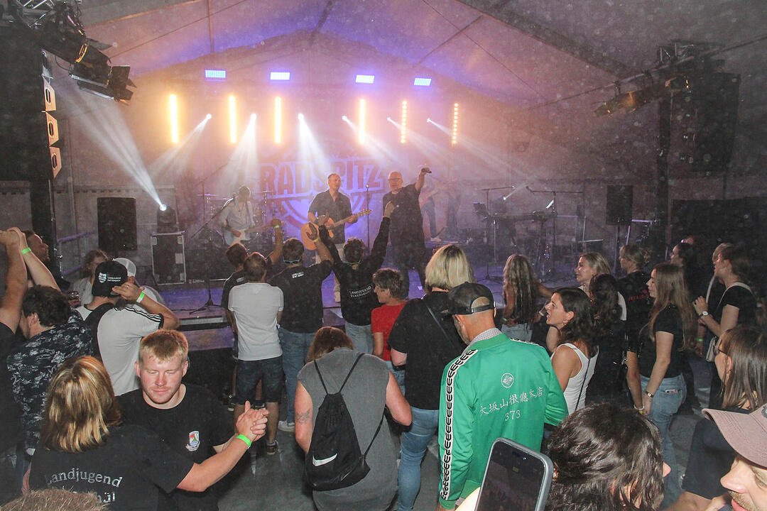 Radspitz gehört zu den erfolgreichsten Partyrockbands im deutschsprachigen Raum.